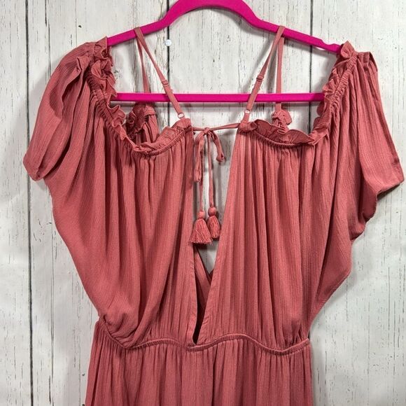 Topshop Cold Shoulder Ruffle V Neck Crinkle Light Pink Beachy Casual Romper - Picture 12 of 16